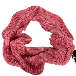 Classic Pink Knit Scarf